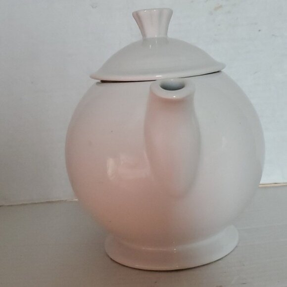 Fiestaware Fiesta 44 Oz CERAMIC Covered Teapot Container Pitcher Carafe White - Picture 4 of 16